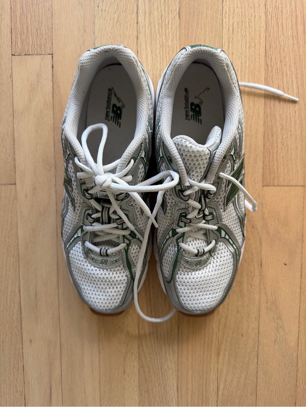 New Balance 740 green/ gray size 10 - Picture 8 of 10